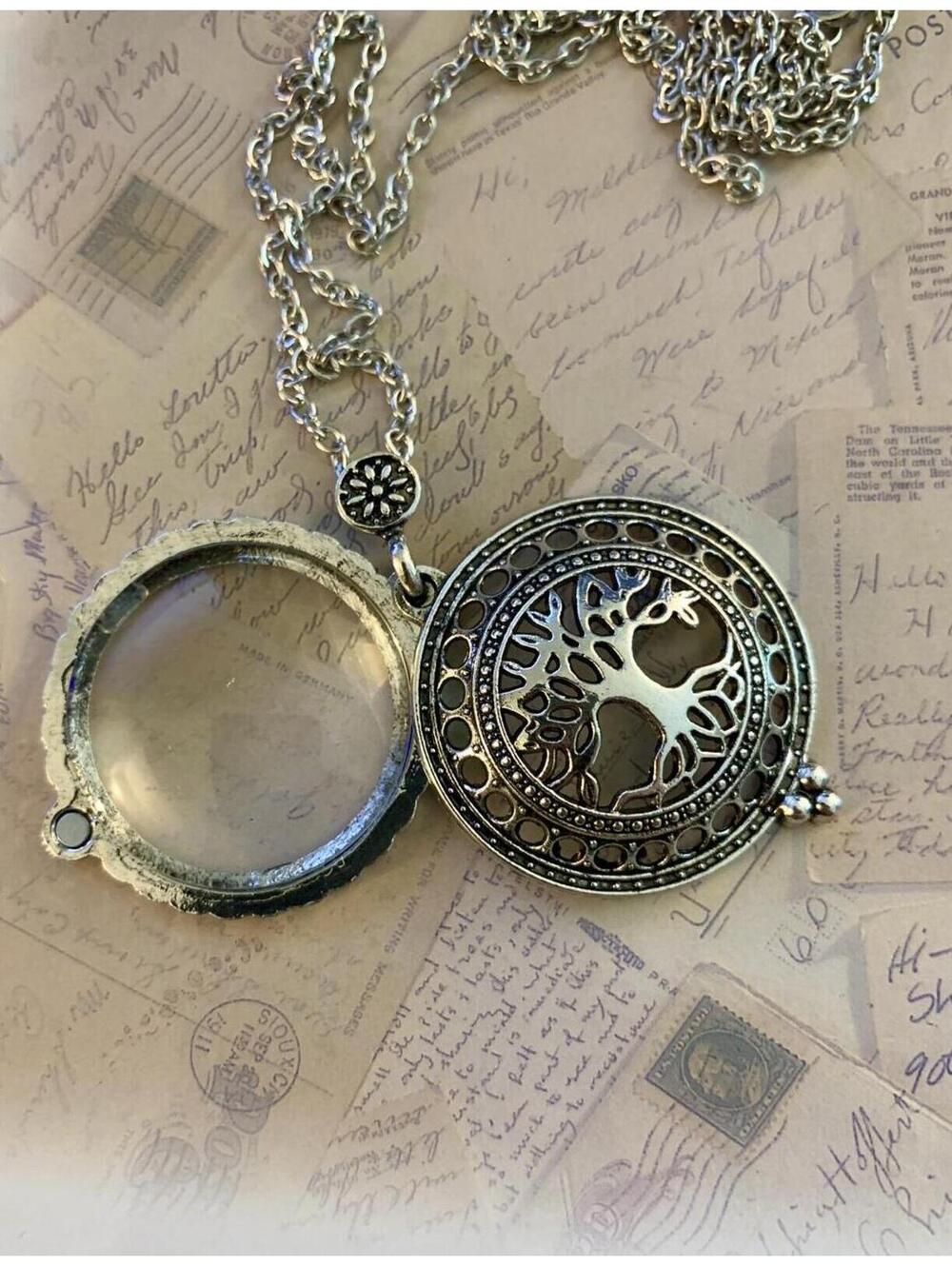 Functional Magnifying Glass Filigreed Silhouette Tree Life Medallion Accessories - Picture 2 of 3